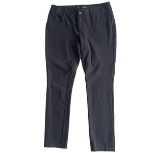 Maurices Black Slim Fit Skinny Pants, Size Women’s Medium-Short